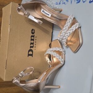 Rose Gold Braided Sparkle Strap Heels Size 8 New In Box